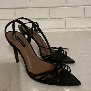 BCBG heeled sandal, black size 7